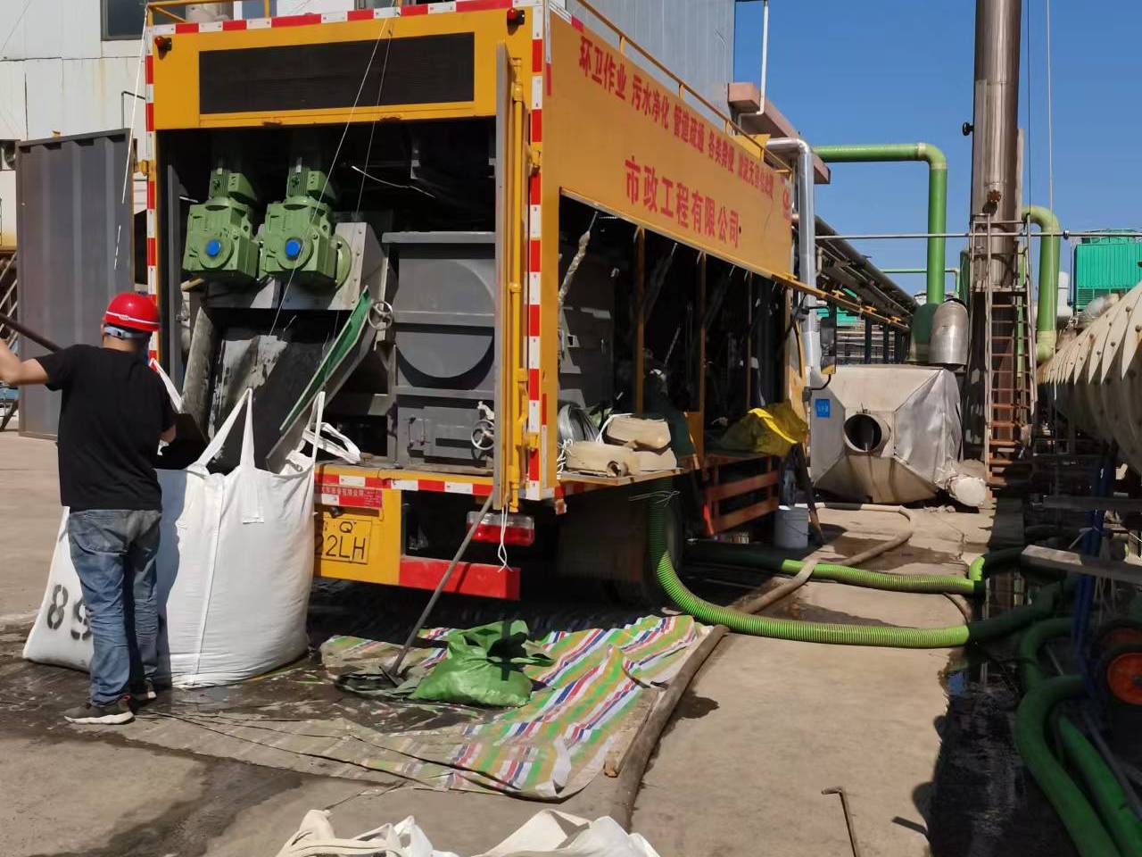 乡宁淤泥压干处理